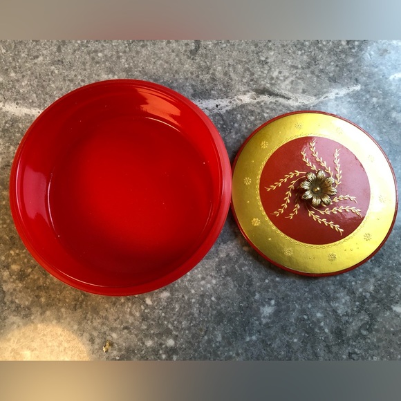 Vintage Avon Beauty Dust Powder Container Decorative Glass Canister 1957 - Picture 3 of 8